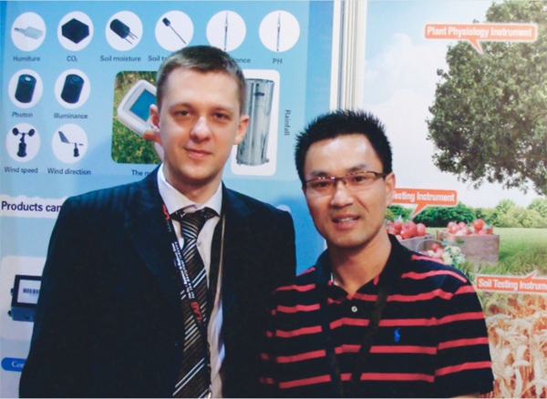 托普云農與海外公司高層、技術研發(fā)人員進行交流合作2